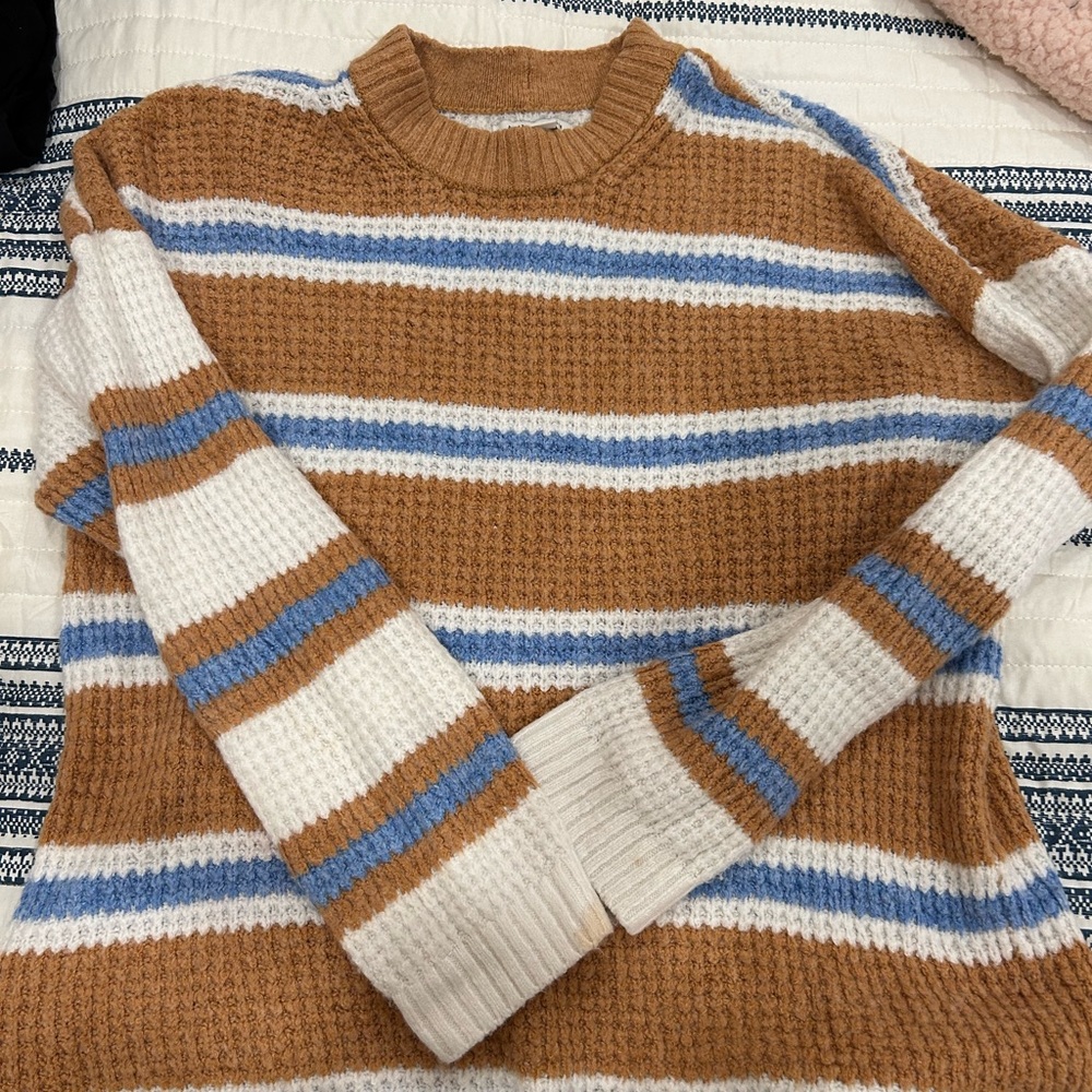 American eagle oversized sweater